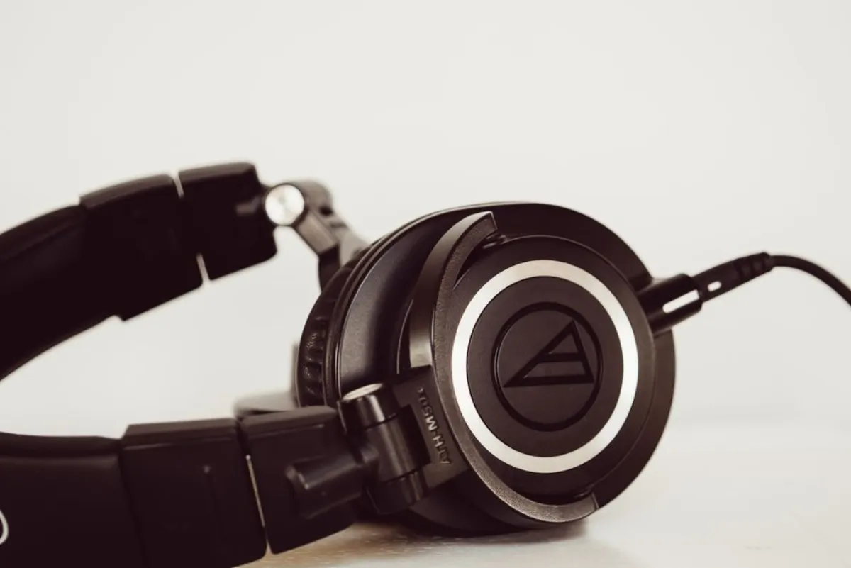 music headphones